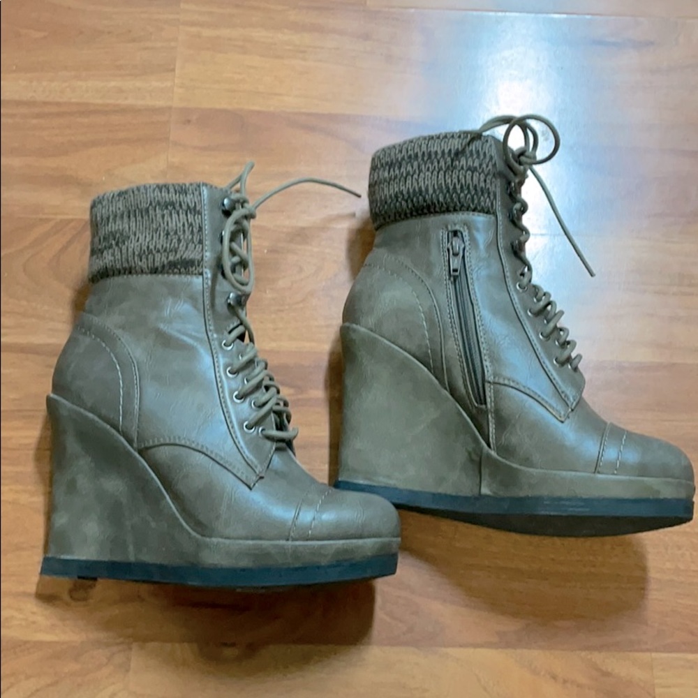 Wedge Boots